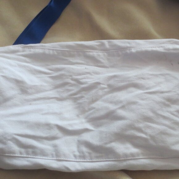 Brand New Chuck Taylor All Star Converse Legacy Canvas Legacy Duffel Bag - Picture 8 of 10